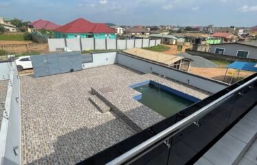 Luxurious 4-Bedroom Ensuite Home with Swimming Pool in East Legon, Ogbojo