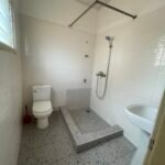 Charming 3-Bedroom House in Gated Community – Ideal for Small Families (Resale), Oyarifa