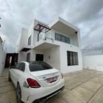 3 bedroom house with swimming pool for sale , Lakeside