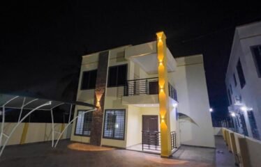 Four bedroom house for rent , Oyarifa