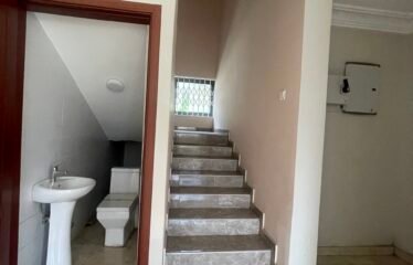 Three bedroom house for sale at Kwabenya , Franco