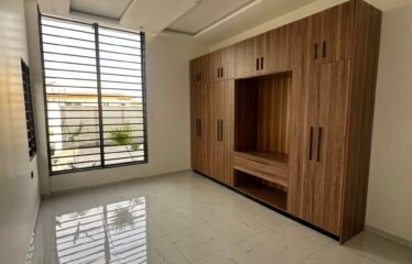 Modern 3-Bedroom House for Sale at Lakeside