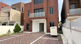 Luxurious 5-Bedroom Home with Boys’ Quarters for Rent in East Legon