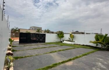 Modern 3-Bedroom House in Adenta Amrahia