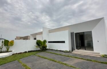 Modern 3-Bedroom House in Adenta Amrahia