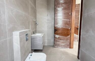 Luxury 4-Bedroom House with Pool – East Legon