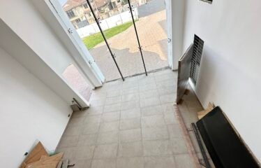 Luxury 7-Bedroom House with Pool & Bar For Sale – Adringanor