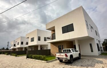 For Sale: Luxurious 4-Bedroom House with Swimming Pool – North Legon | $450,000